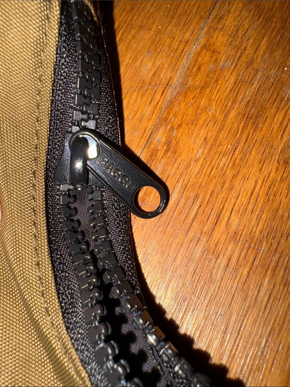 Baggu Seaweed Nylon Shoulder Bag - Picture 3 of 3